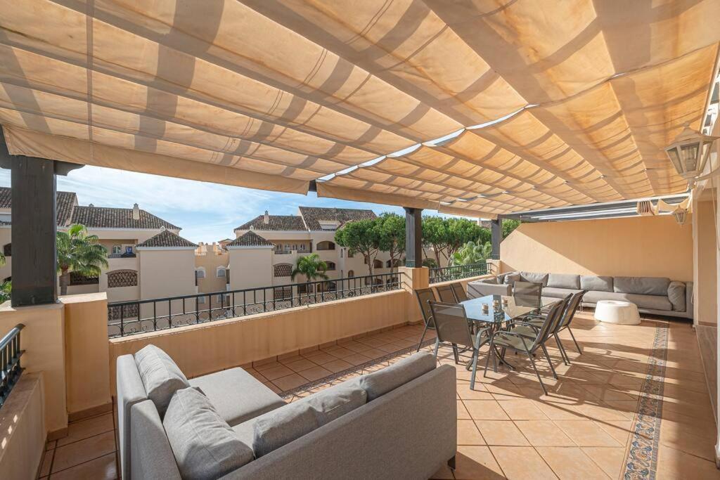 Amazing 4br Apart. Parking, Pool, Close To The Sea *