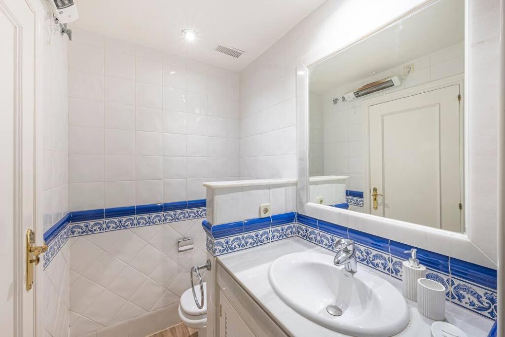 Amazing 4br Apart. Parking, Pool, Close To The Sea *