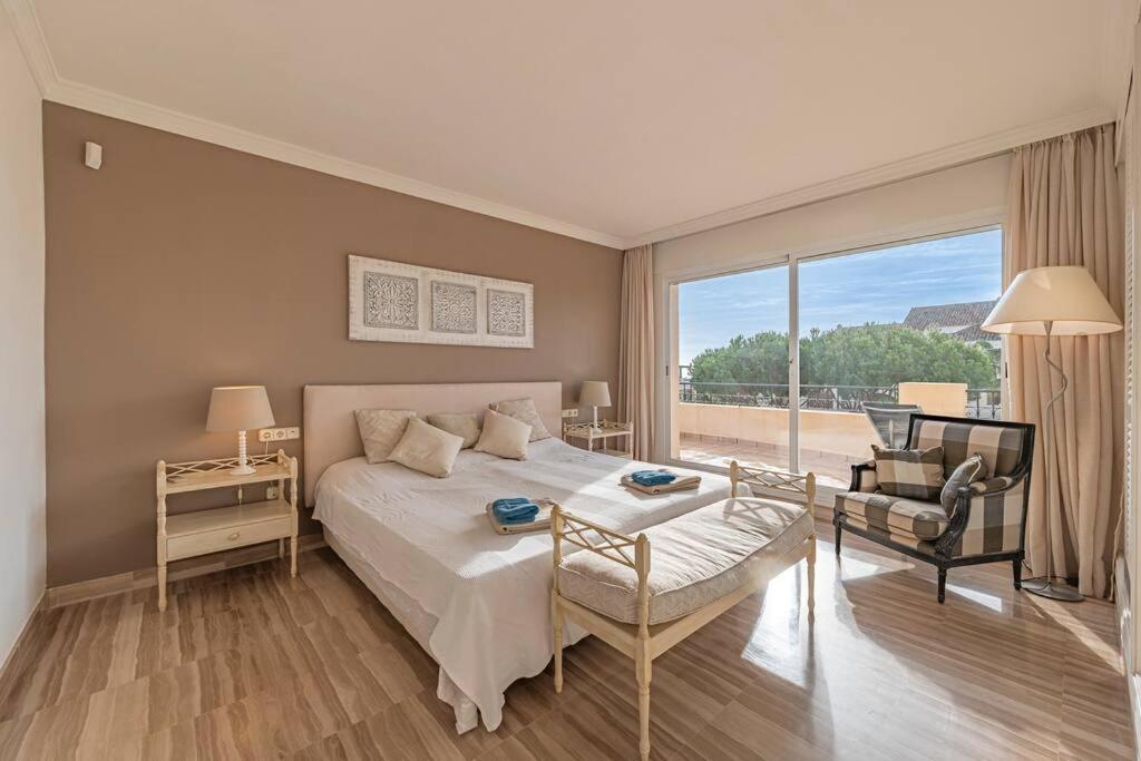 Amazing 4br Apart. Parking, Pool, Close To The Sea *